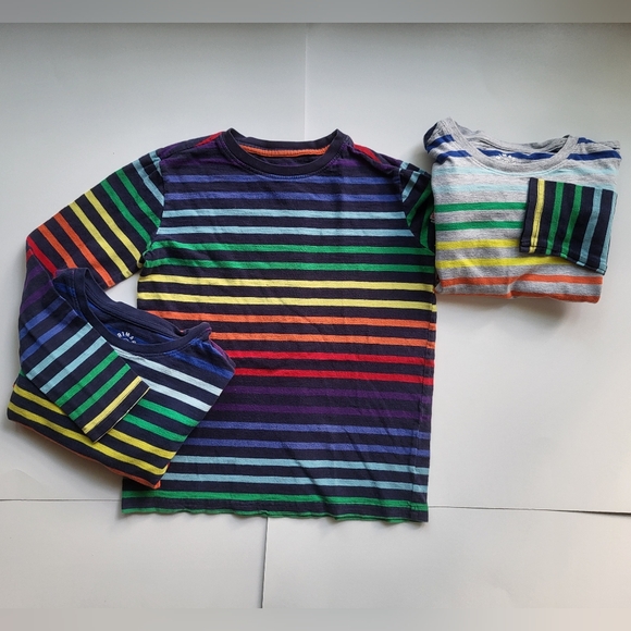 Bundle of Primary tees 10-12 - Picture 5 of 16